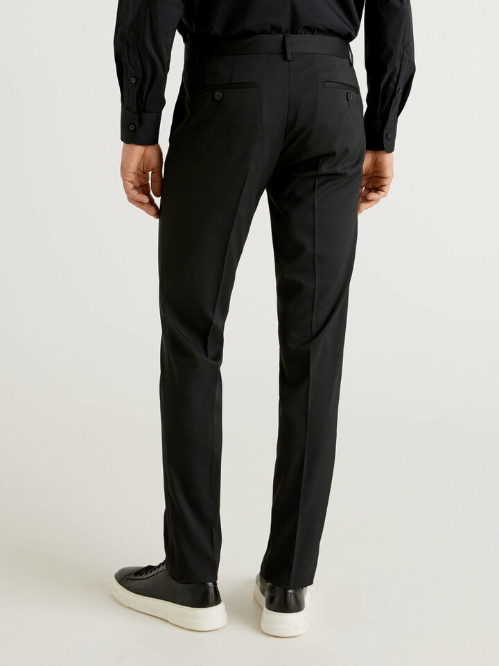 Slim fit trousers with crease Men image number 2